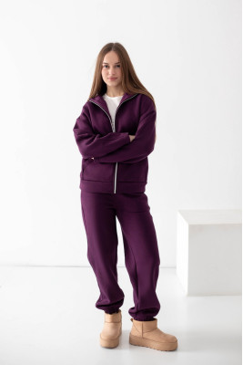 Костюм жіночий